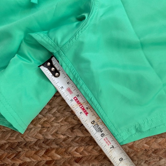 Men’s Nike XL Bright Green Lined Volley Swim Shorts - Picture 5 of 7